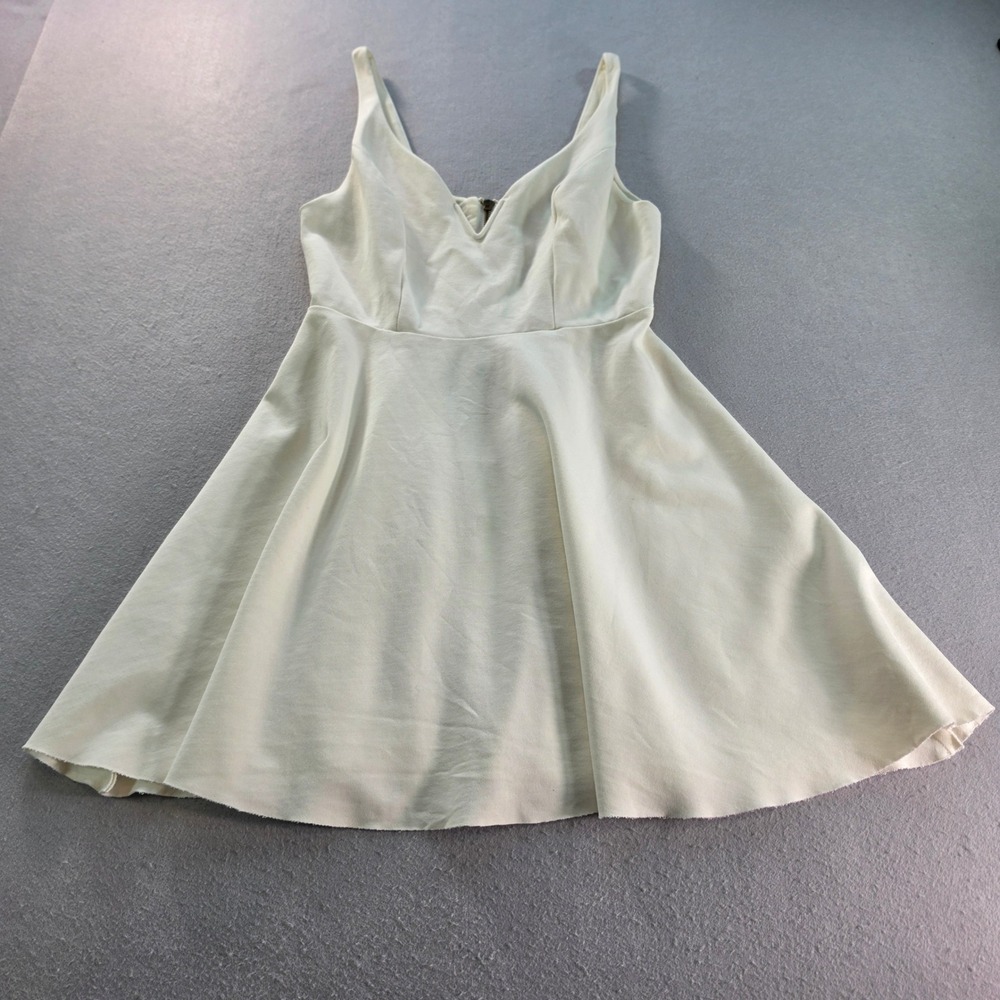 Kimchi Blue Cream Skater Dress V-Neck Heart Zipper Pull Sleeveless Ivory Small